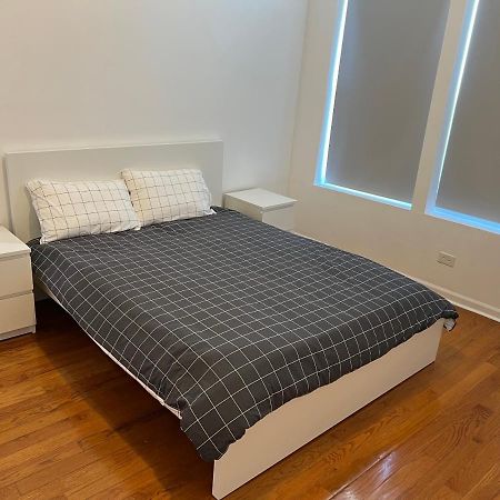 Adorable 2 Bedroom Apartment With Free Street Parking 시카고 외부 사진