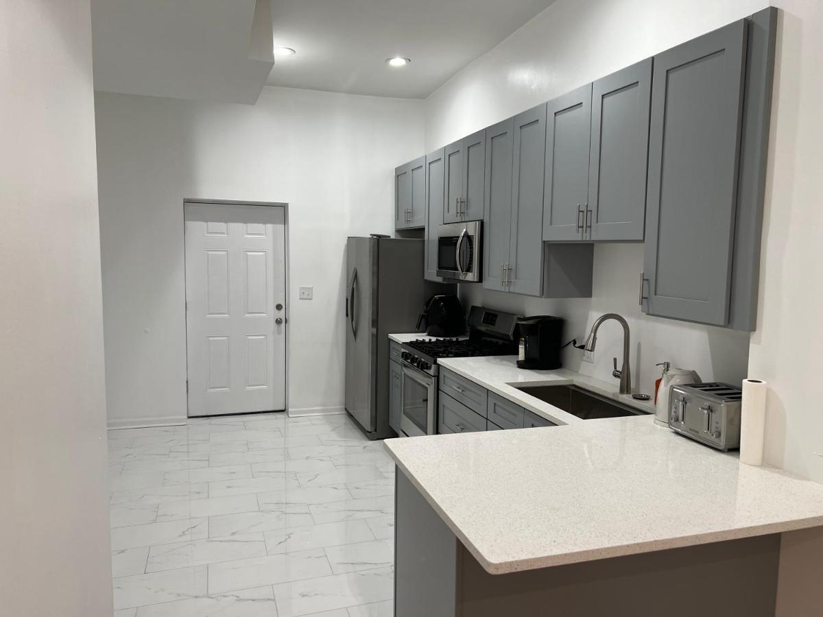 Adorable 2 Bedroom Apartment With Free Street Parking 시카고 외부 사진
